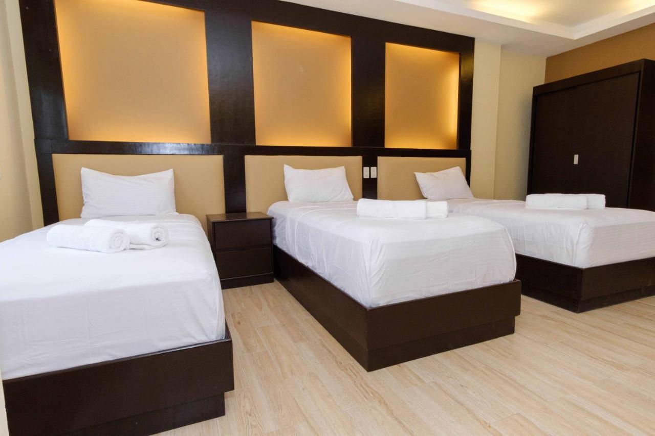 Northpointe Residences Манила Екстериор снимка