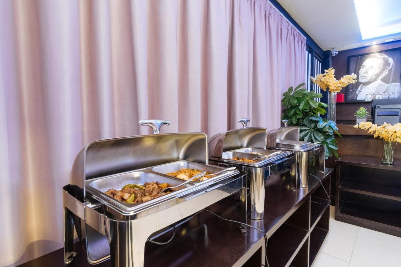 Northpointe Residences Манила Екстериор снимка