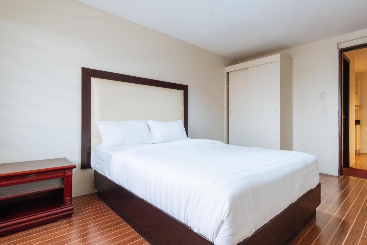 Northpointe Residences Манила Екстериор снимка